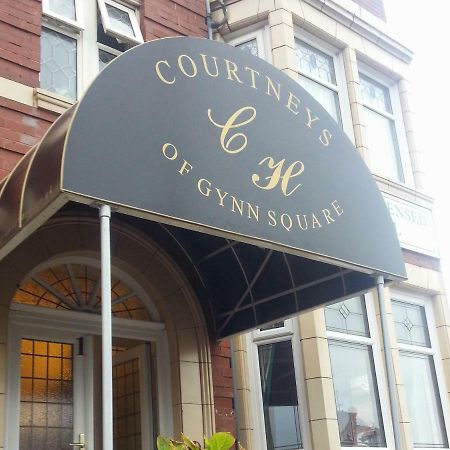 Courtneys Of Gynn Square Bed and Breakfast Blackpool Eksteriør billede